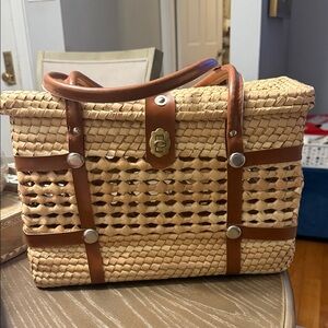 Chic Woven Tote with Tan Leather Straps
